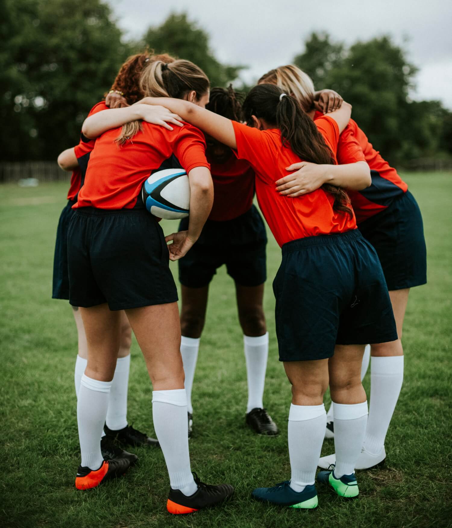 Rugby team huddle
